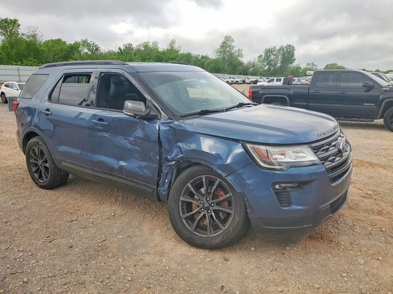 2019 Ford Explorer Xlt - Фото 4