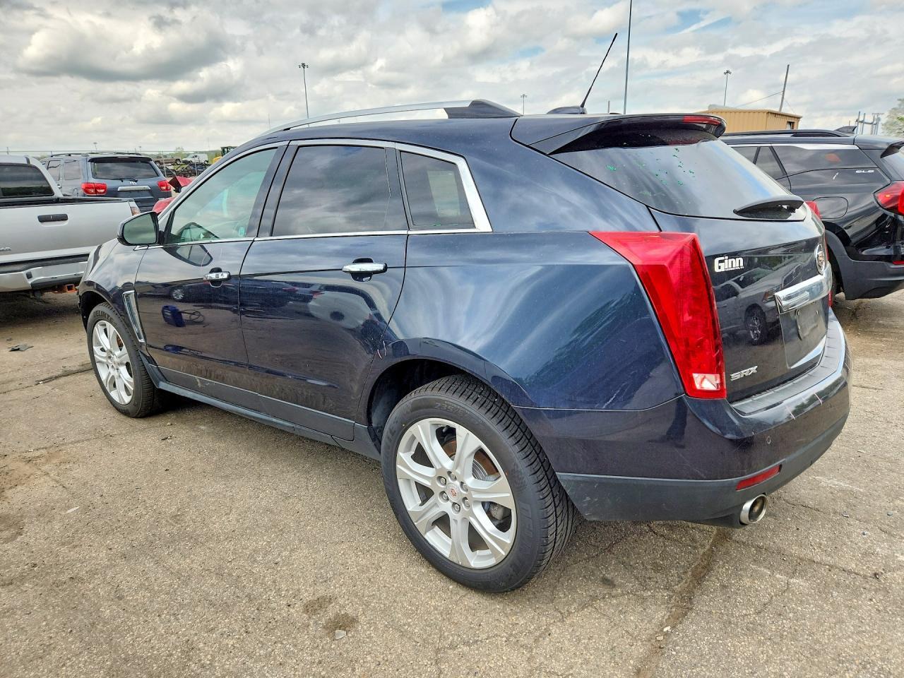 2015 Cadillac Srx Performance Collection - Image 2