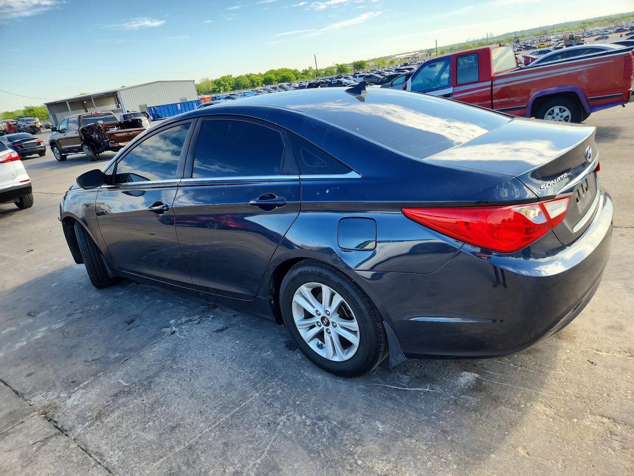 2011 Hyundai Sonata Gls - Фото 2