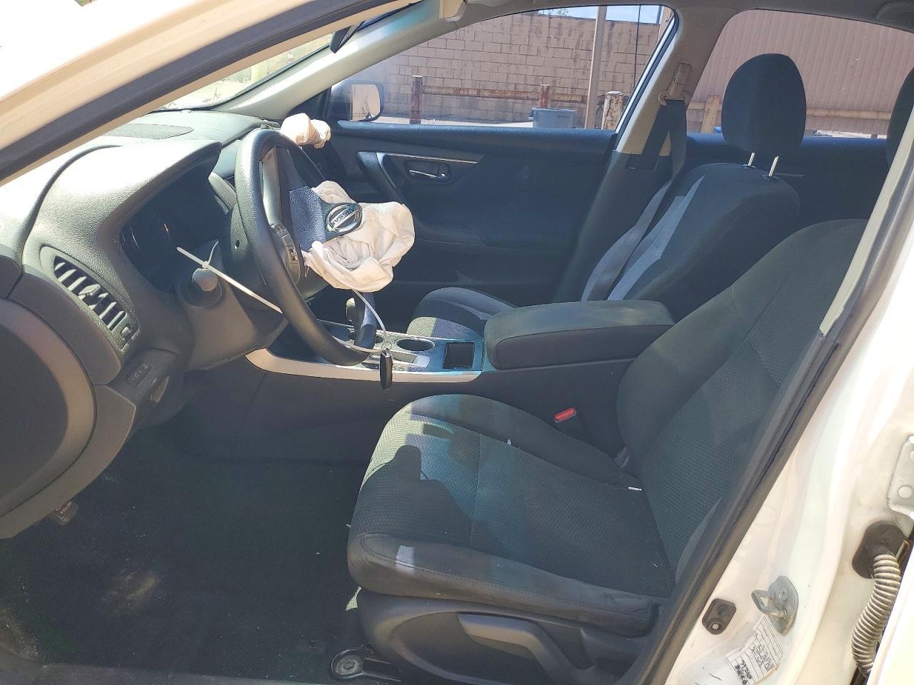 2015 Nissan Altima 2.5 S - Фото 7