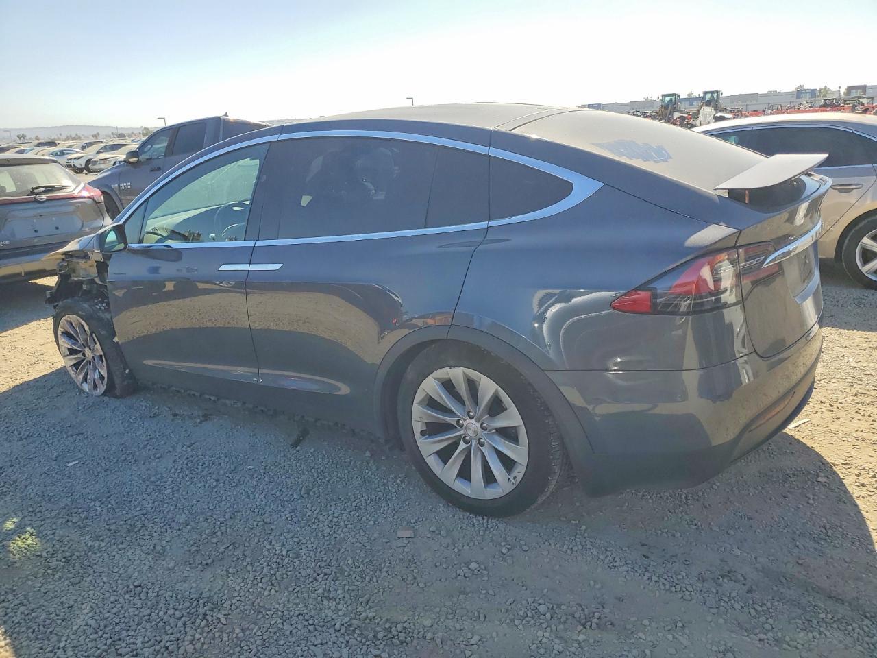 2020 Tesla Model X - Image 2