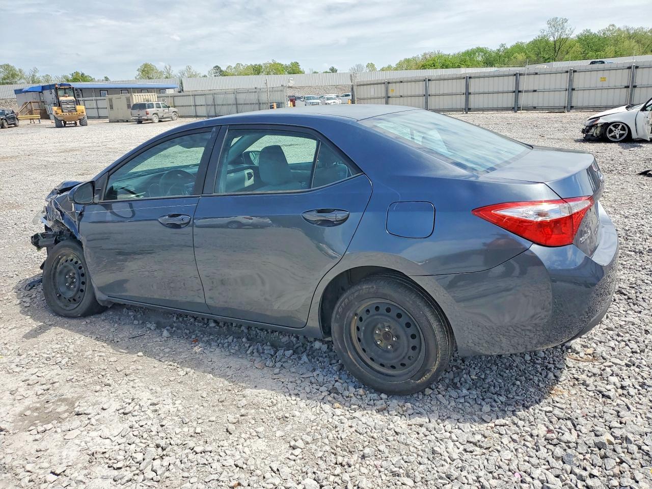 2016 Toyota Corolla Le - Image 2