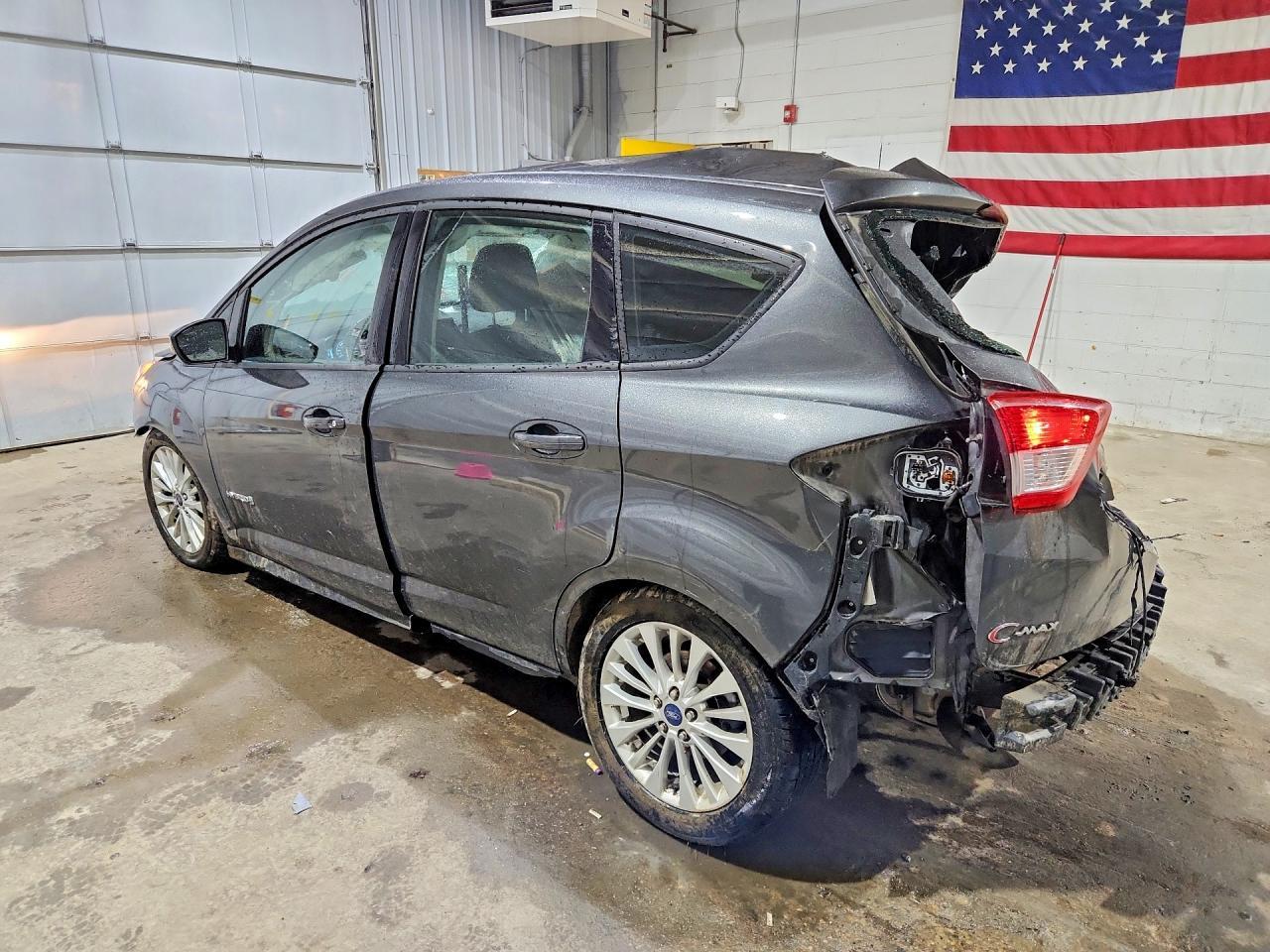 2017 Ford C-Max Se - Фото 2