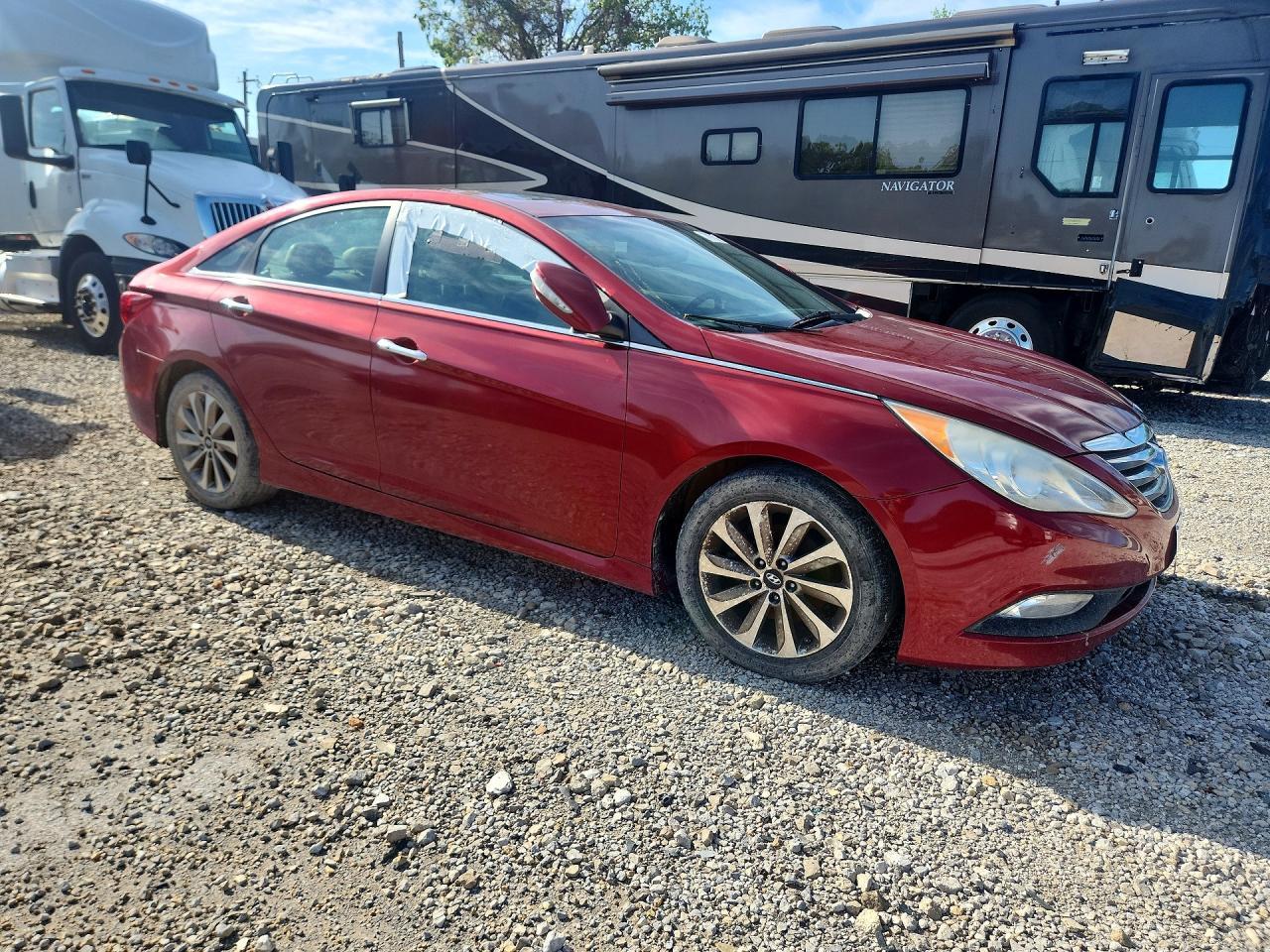 2014 Hyundai Sonata - Image 4
