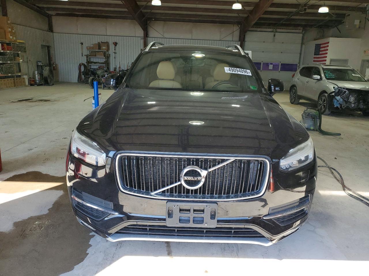 2016 Volvo Xc90 T6 - Image 5