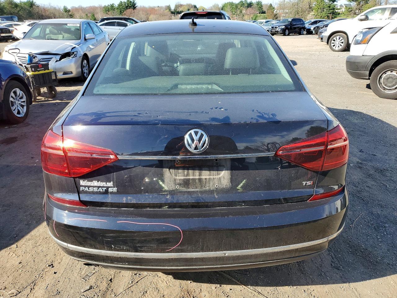 2017 Volkswagen Passat - Фото 6