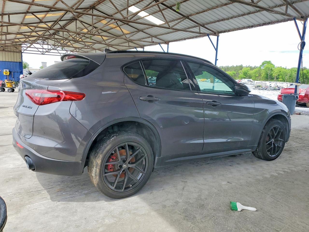 2019 Alfa Romeo Stelvio - Фото 3