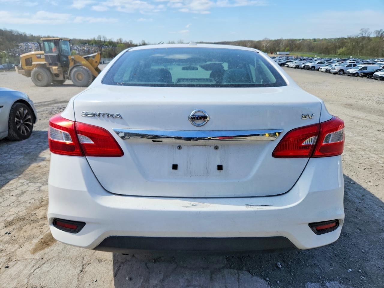 2019 Nissan Sentra Sv - Фото 6