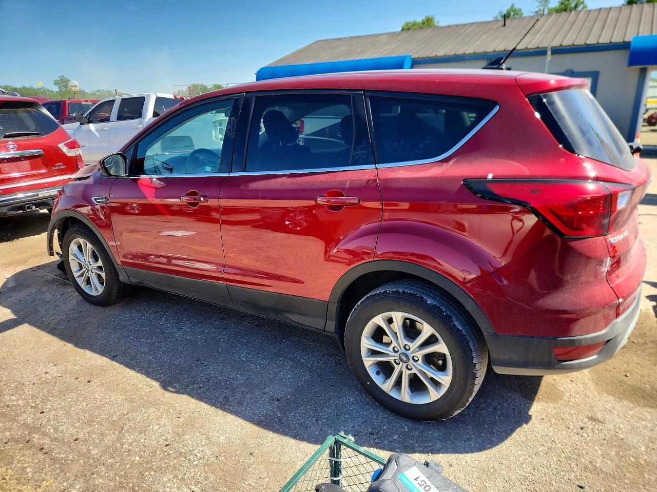 2019 Ford Escape Se - Фото 2