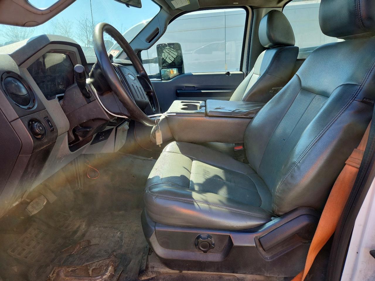 2015 Ford F350 Super Duty - Image 7