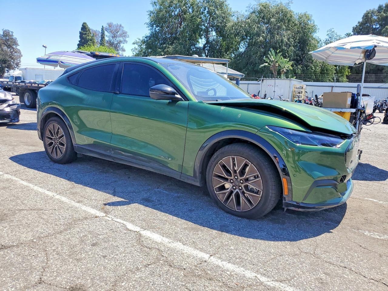 2024 Ford Mustang Mach-E Premium - Фото 4