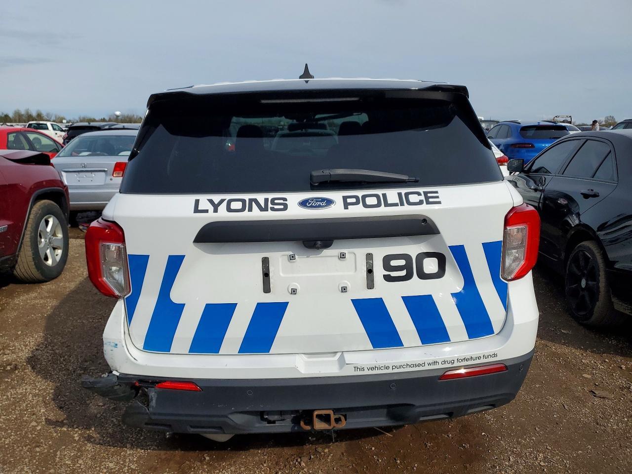2022 Ford Explorer Police Interceptor - Image 6