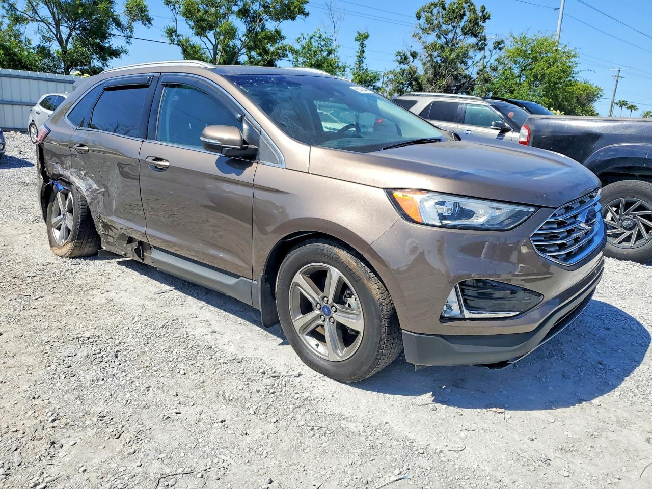 2019 Ford Edge Sel - Image 4
