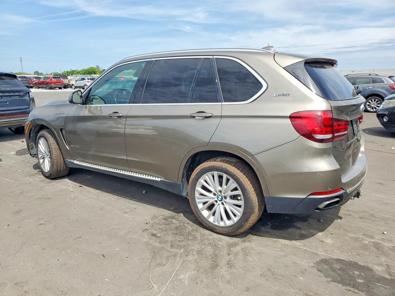 2017 BMW X5 Xdr40E - Image 2