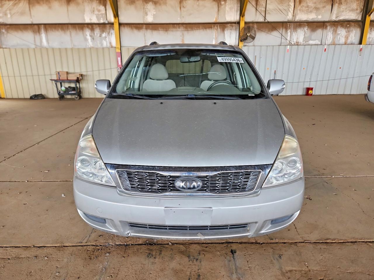 2012 Kia Sedona Lx - Image 5
