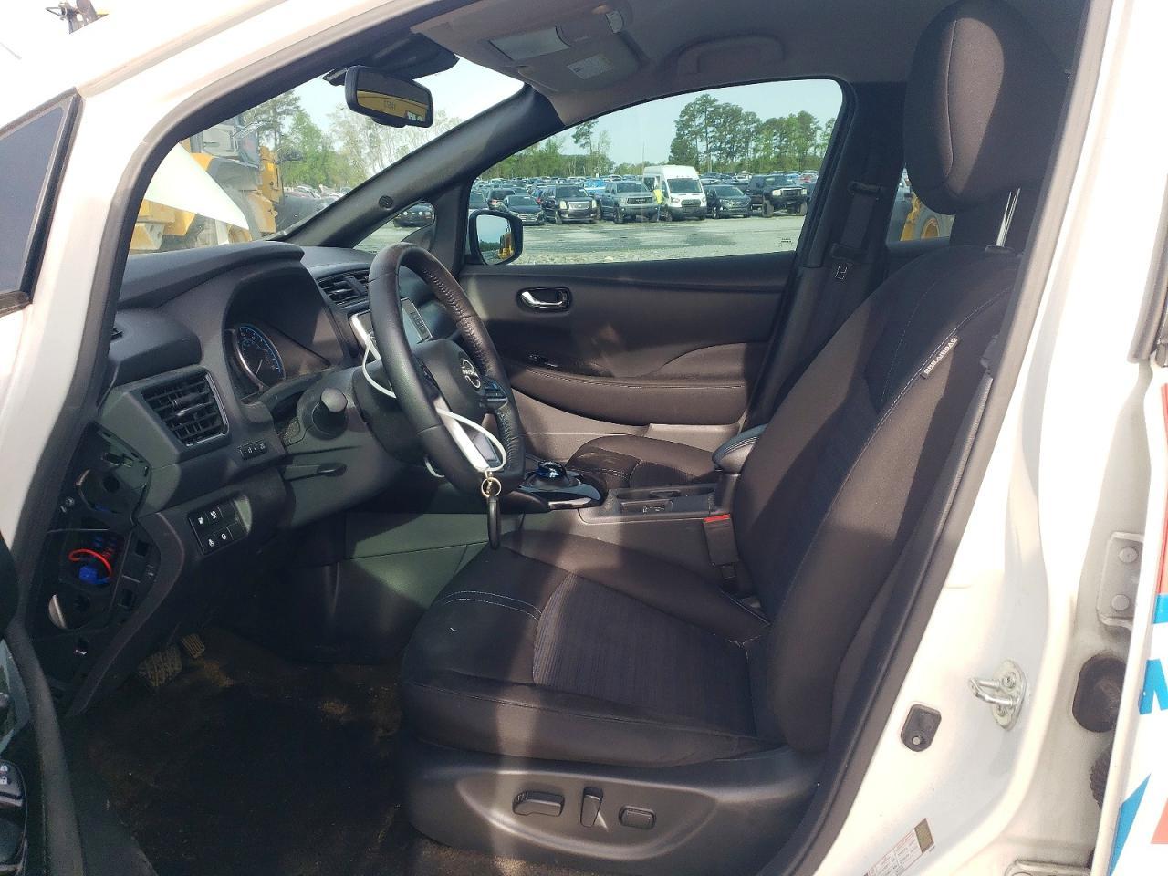 2025 Nissan Leaf Sv Plus - Image 7
