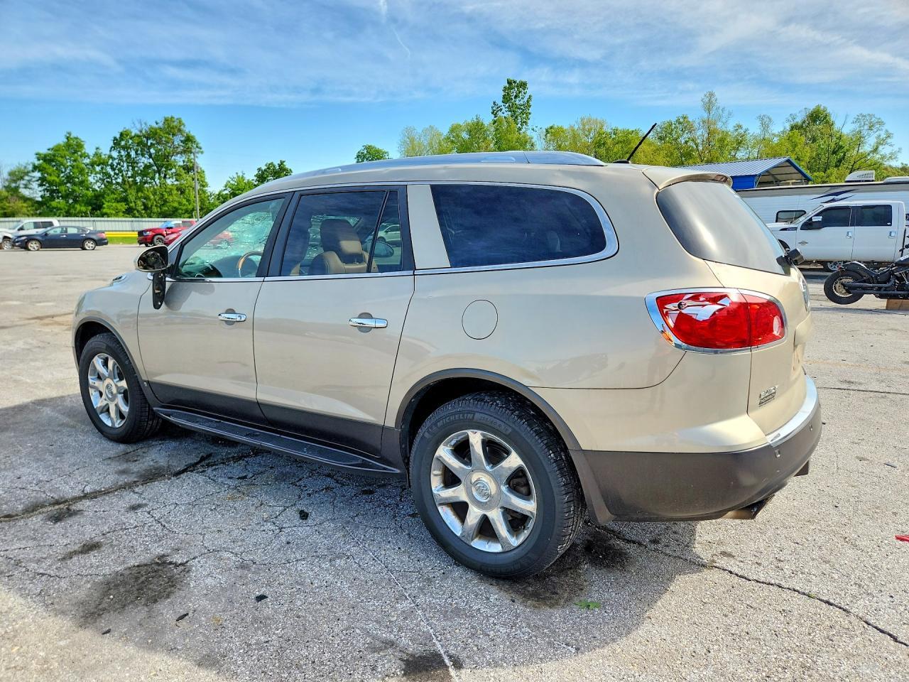 2010 Buick Enclave Cxl - Фото 2