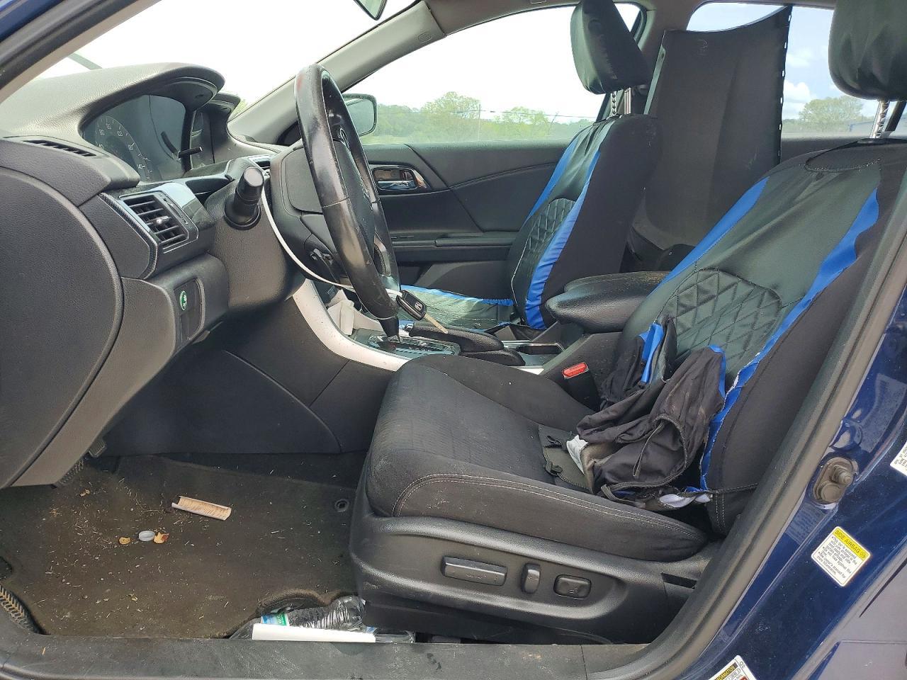 2015 Honda Accord Sport - Image 7