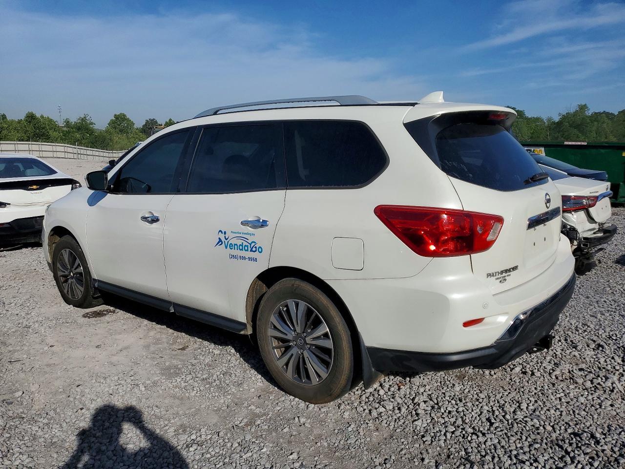2019 Nissan Pathfinder Sv - Image 2