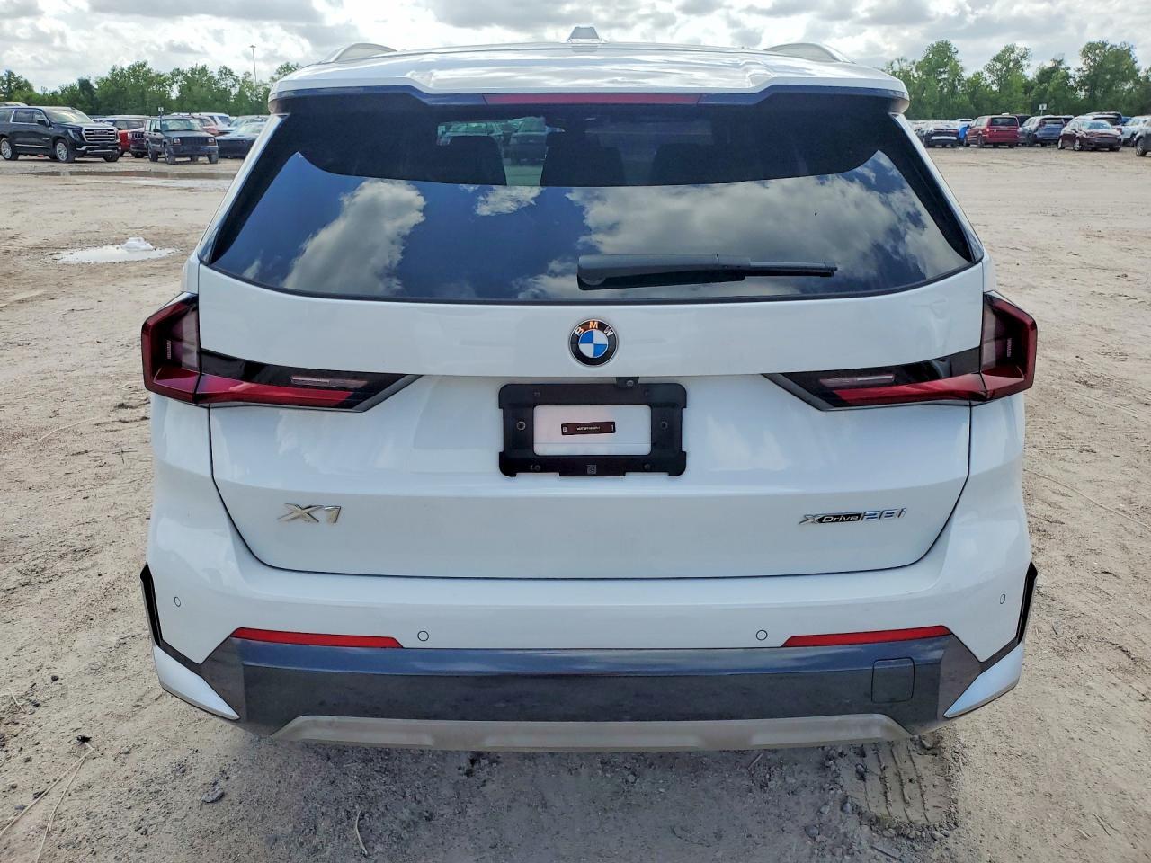 2025 BMW X1 xDrive28I - Фото 6