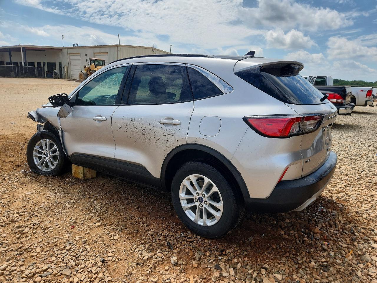 2020 Ford Escape Se - Фото 2