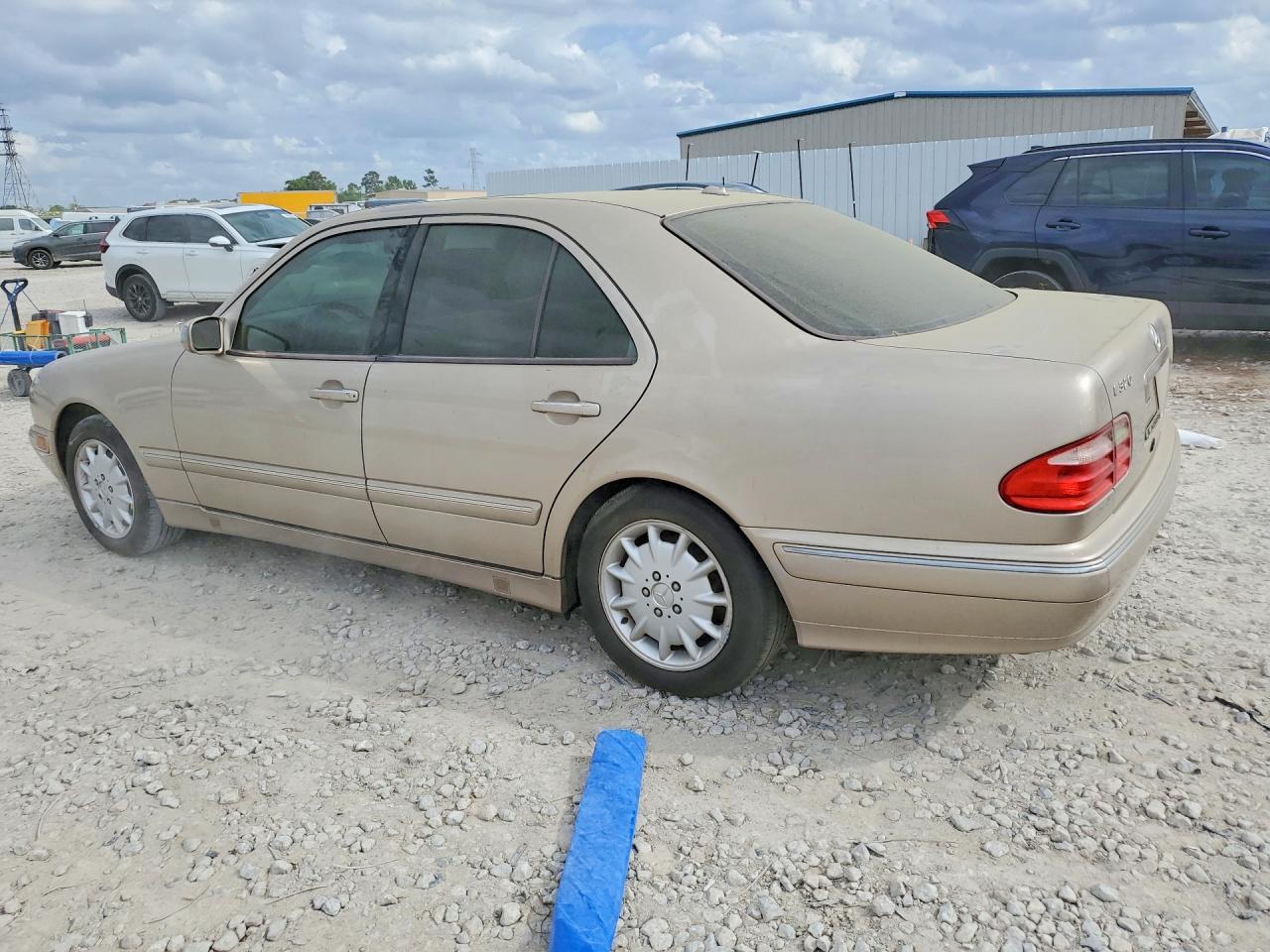 2000 Mercedes-Benz E 320 - Фото 2