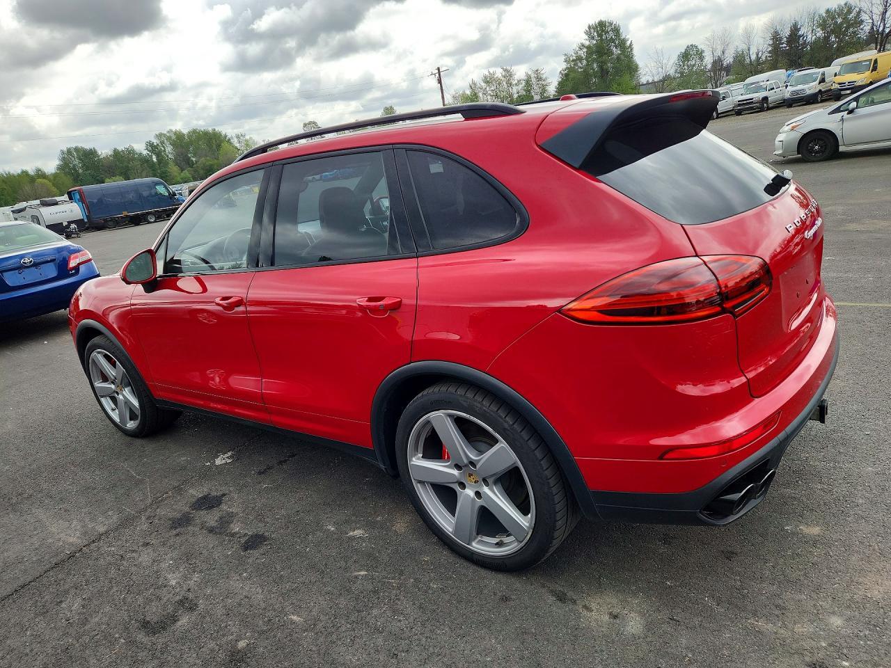 2016 Porsche Cayenne Turbo - Фото 2