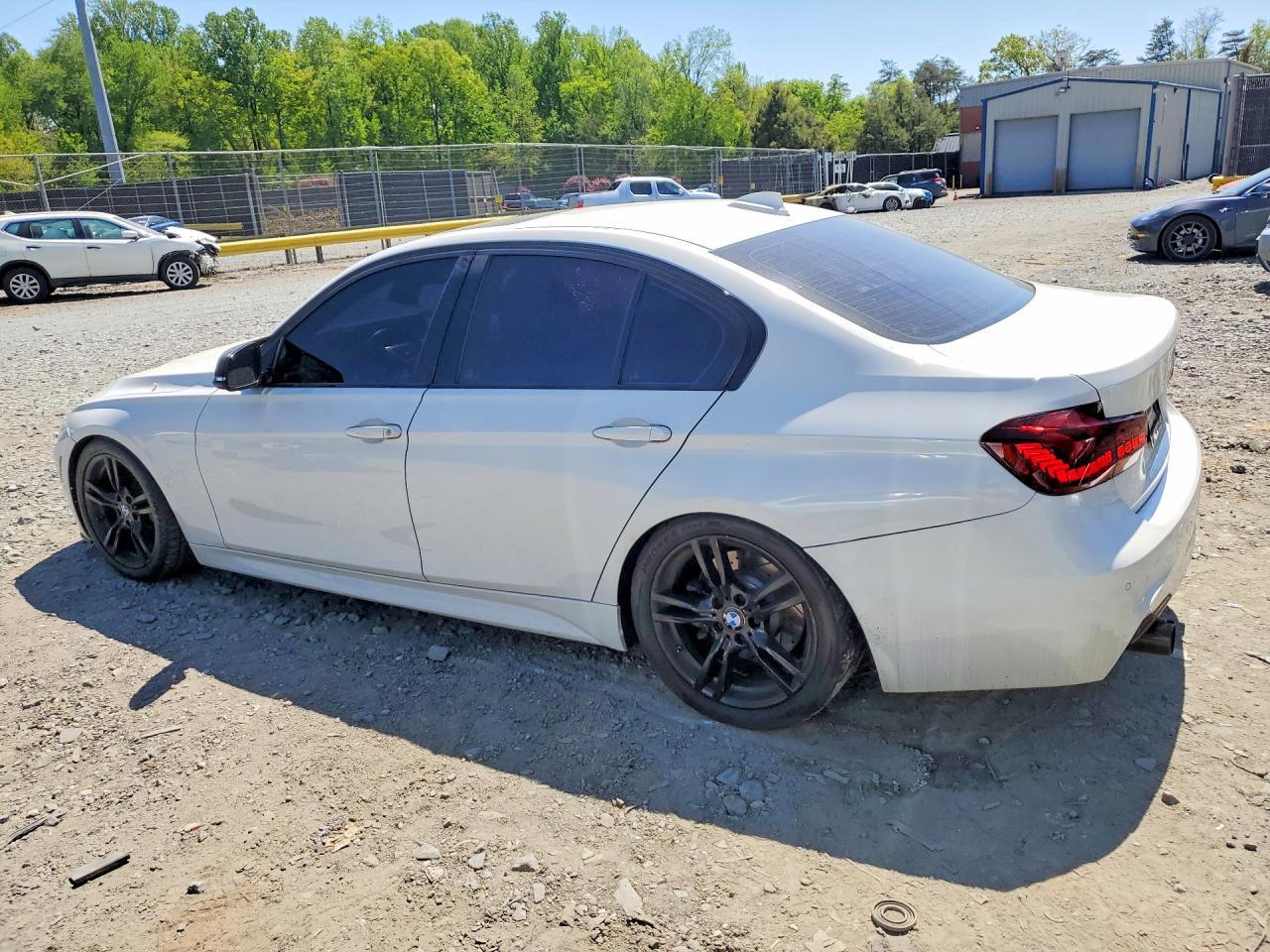2017 BMW 340 Xi - Image 2