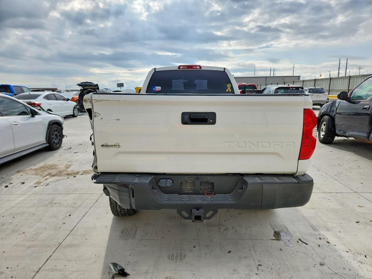 2019 Toyota Tundra Sr - Фото 6