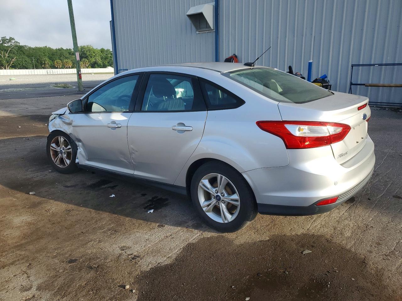 2014 Ford Focus Se - Image 2