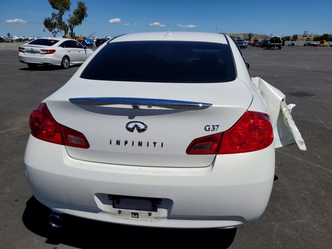 2009 Infiniti G37 Sedan Base - Image 6