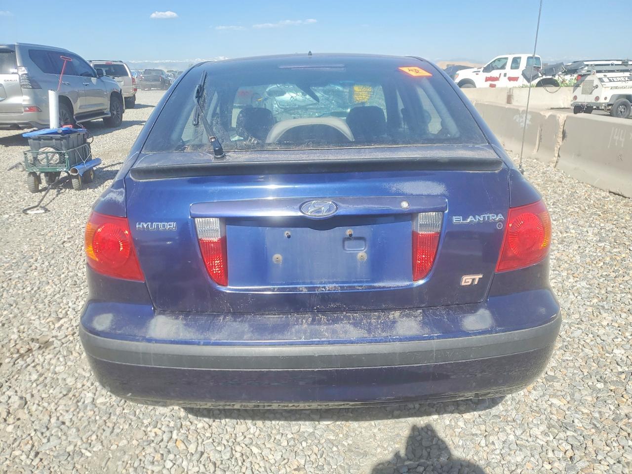 2003 Hyundai Elantra Gt - Image 6