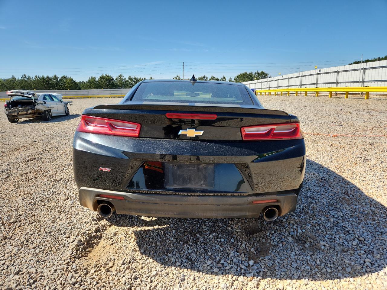 2017 Chevrolet Camaro Ls - Фото 6