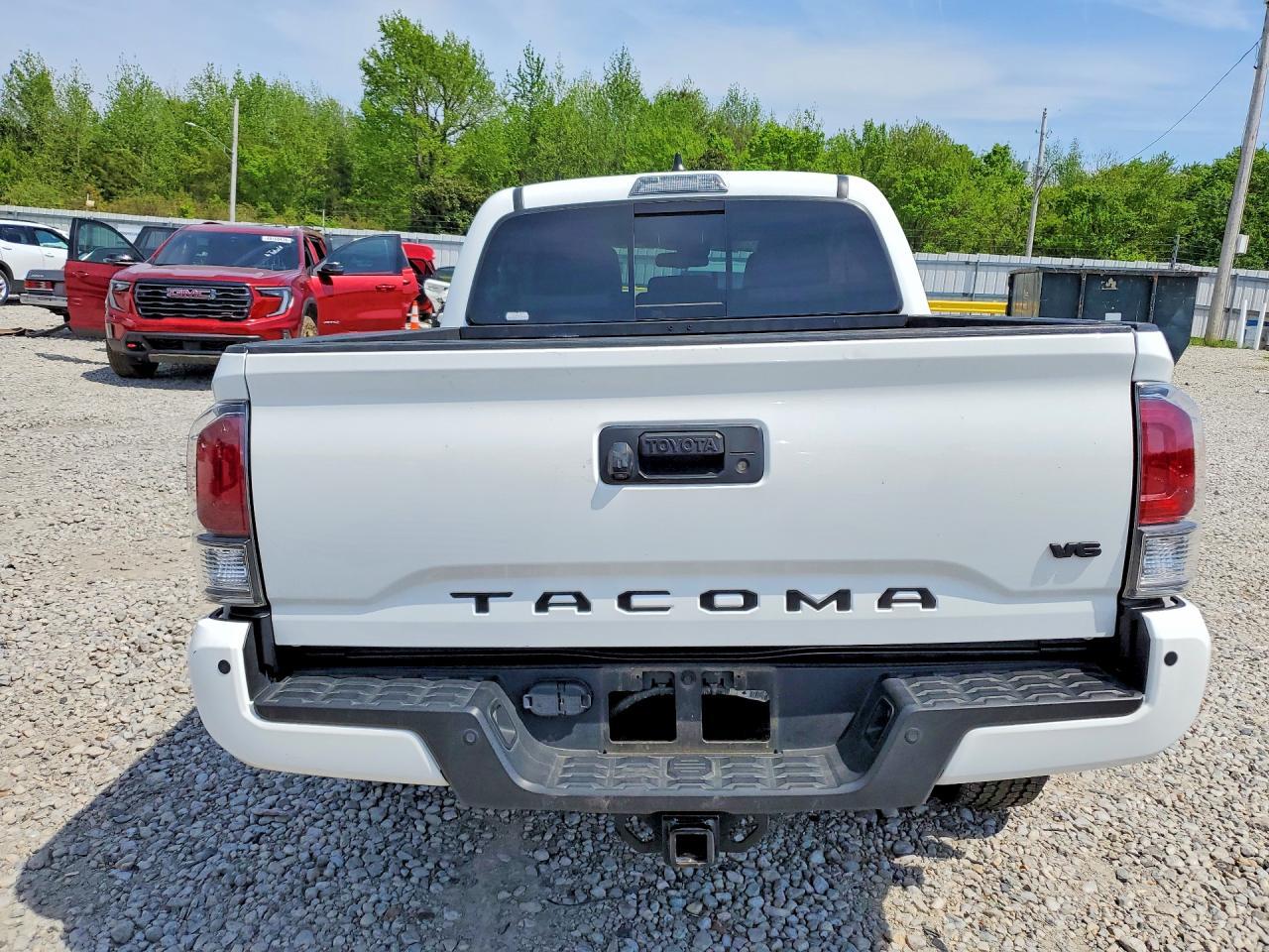2023 Toyota Tacoma Trd Off-Road - Image 6