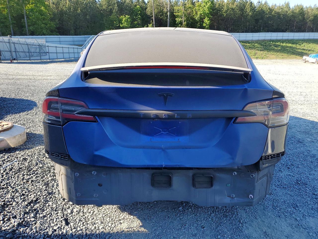 2018 Tesla Model X - Фото 6