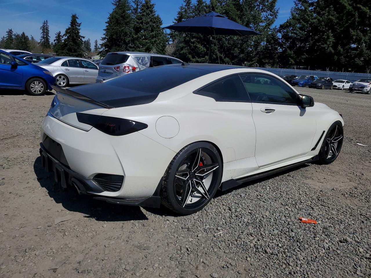 2018 Infiniti Q60 Red Sport 400 - Image 3