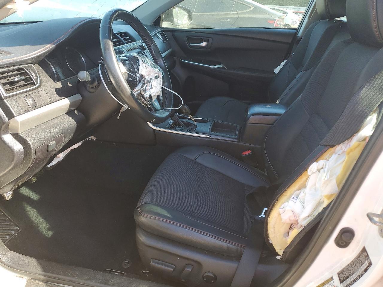 2017 Toyota Camry Se - Image 7