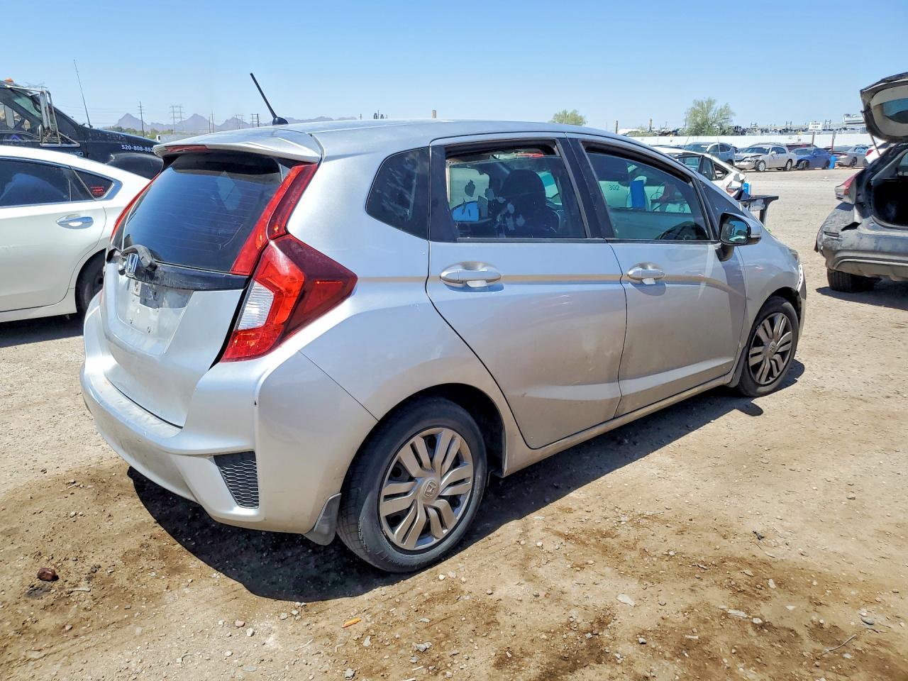 2015 Honda Fit Lx - Image 3
