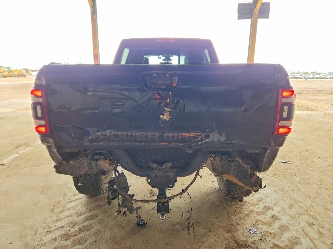 2019 Ram 2500 Powerwagon - Фото 6