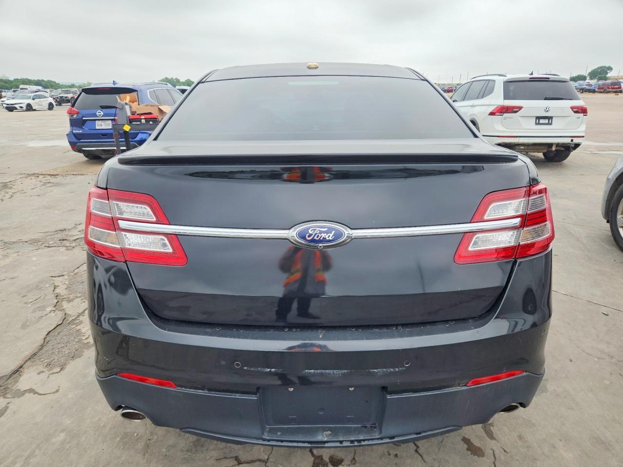 2014 Ford Taurus Limited - Фото 6