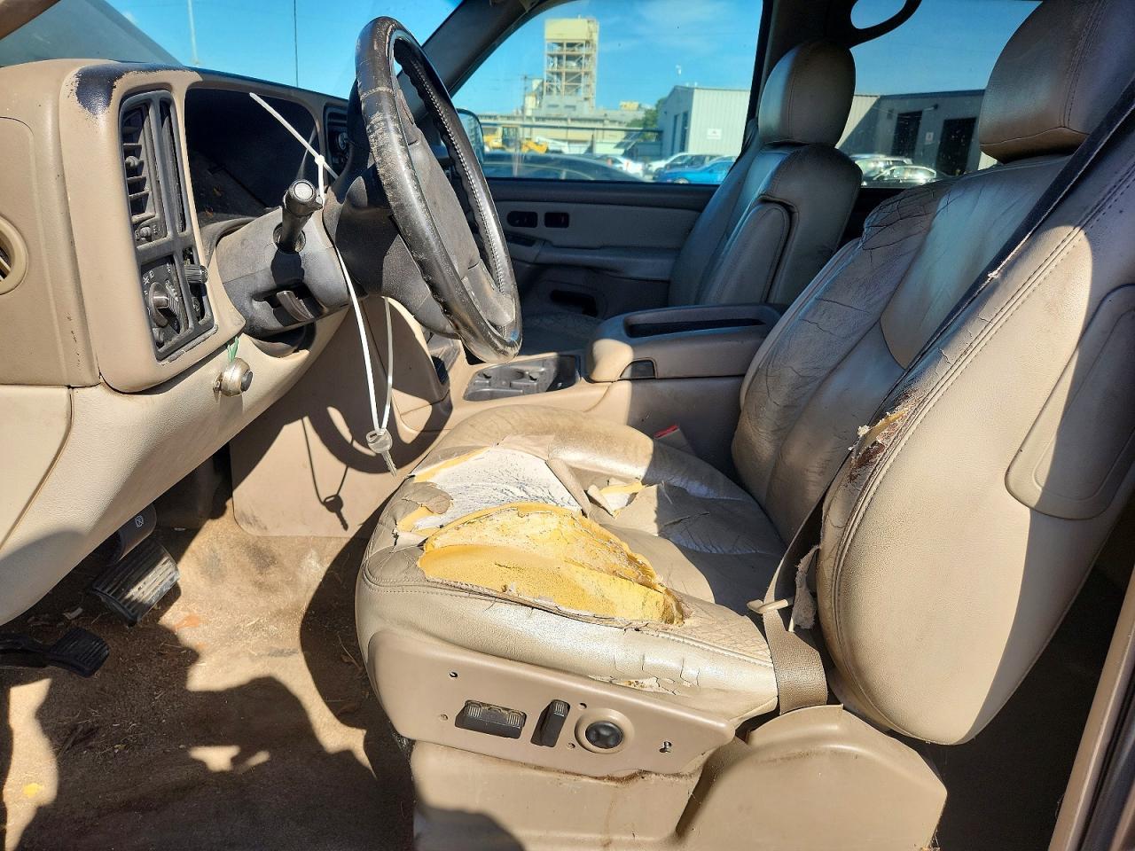 2003 GMC Yukon Xl C1500 - Фото 7