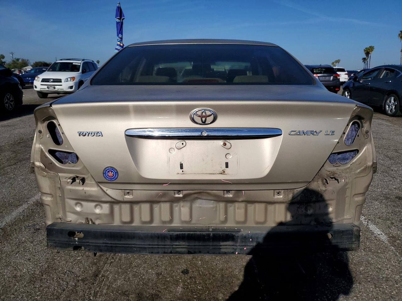 2002 Toyota Camry Le - Фото 6