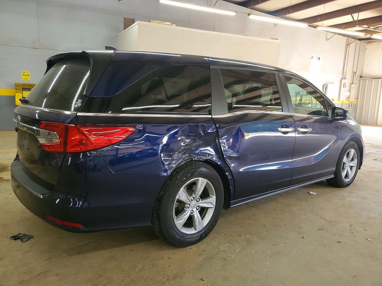 2020 Honda Odyssey Ex - Image 3