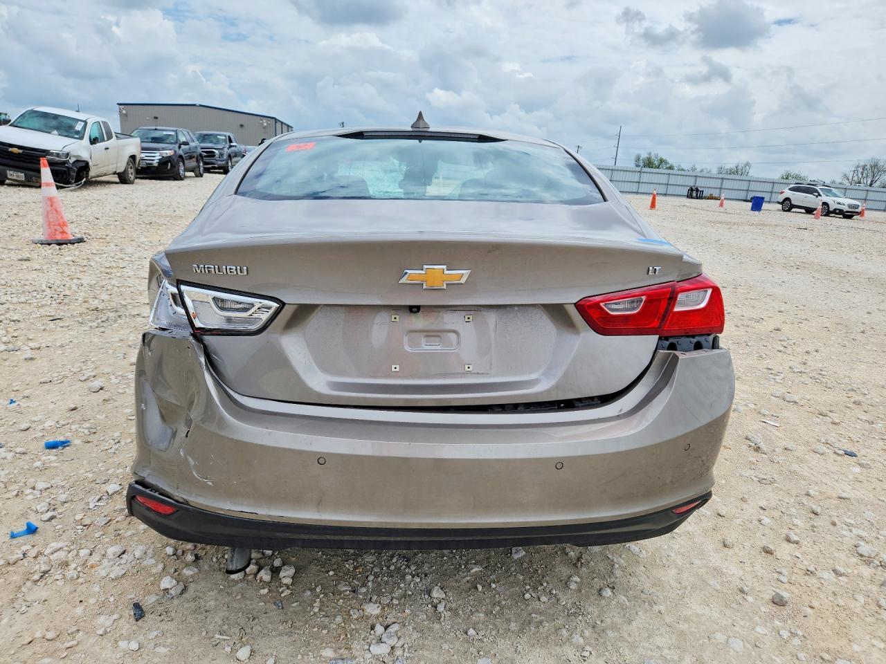 2024 Chevrolet Malibu Lt - Image 6