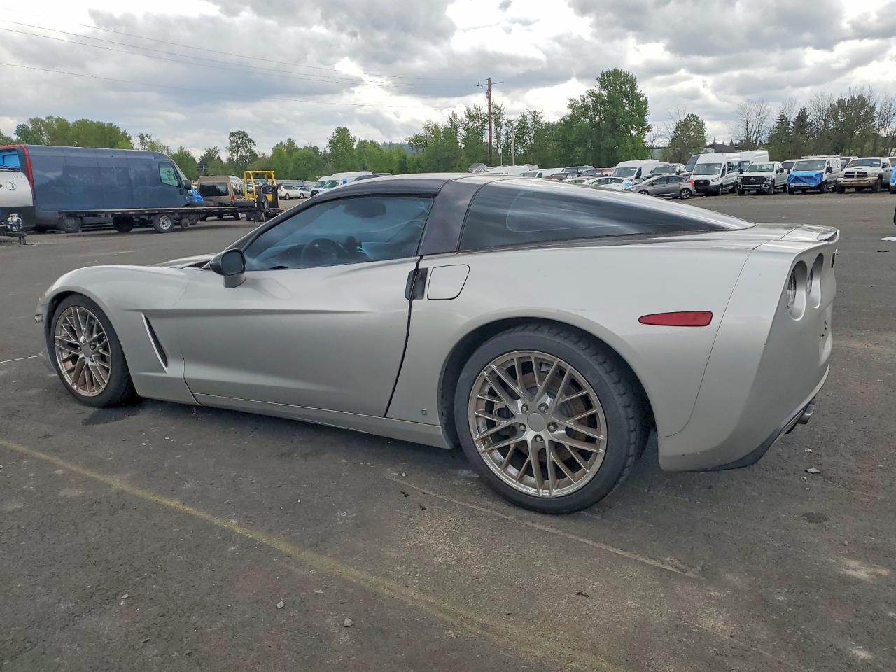 2006 Chevrolet Corvette - Image 2
