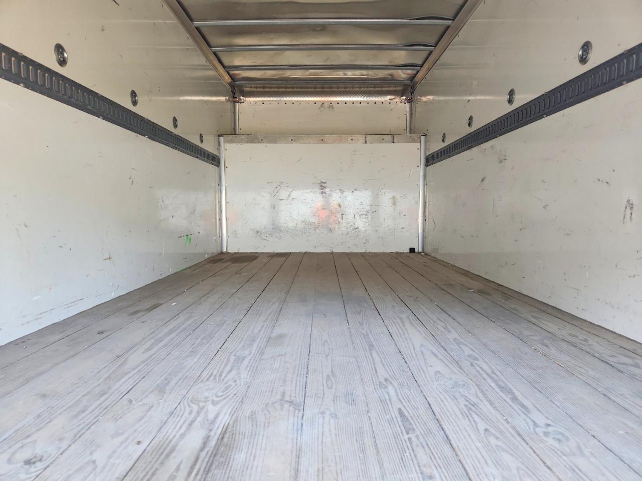 2020 Ford Transit T-350 Box Truck - Фото 6