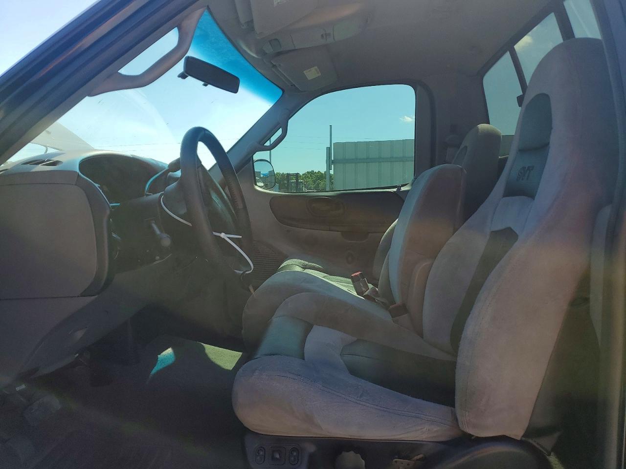 2000 Ford F150 Svt Lightning - Фото 7