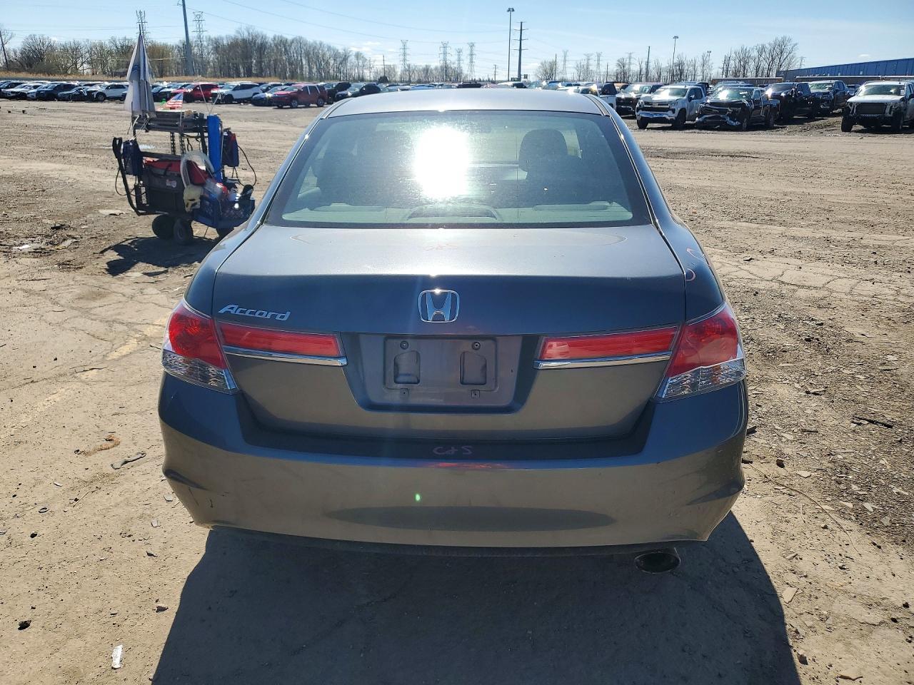 2011 Honda Accord Lxp - Фото 6