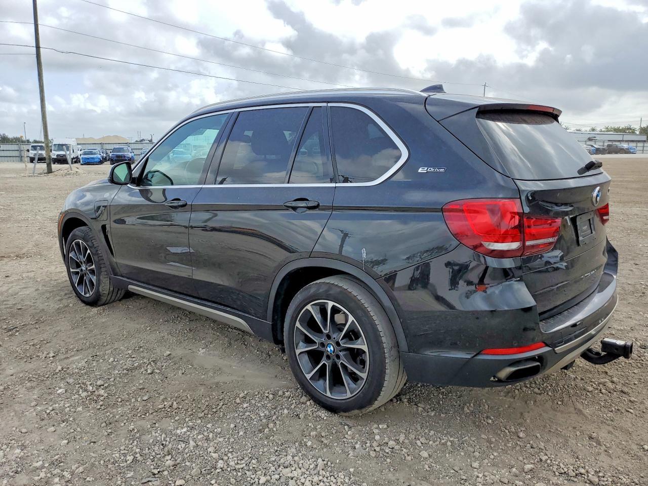 2017 BMW X5 Xdr40E - Фото 2
