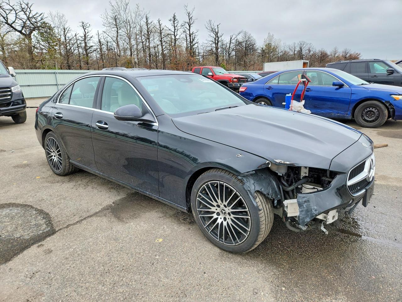 2023 Mercedes-Benz C 300 4Matic - Image 4